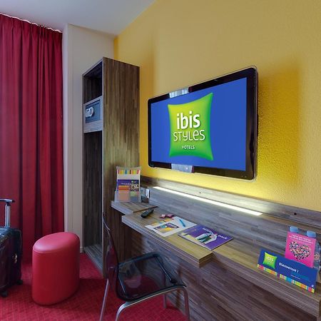 Отель Ibis Styles Rennes Centre Gare Nord Экстерьер фото