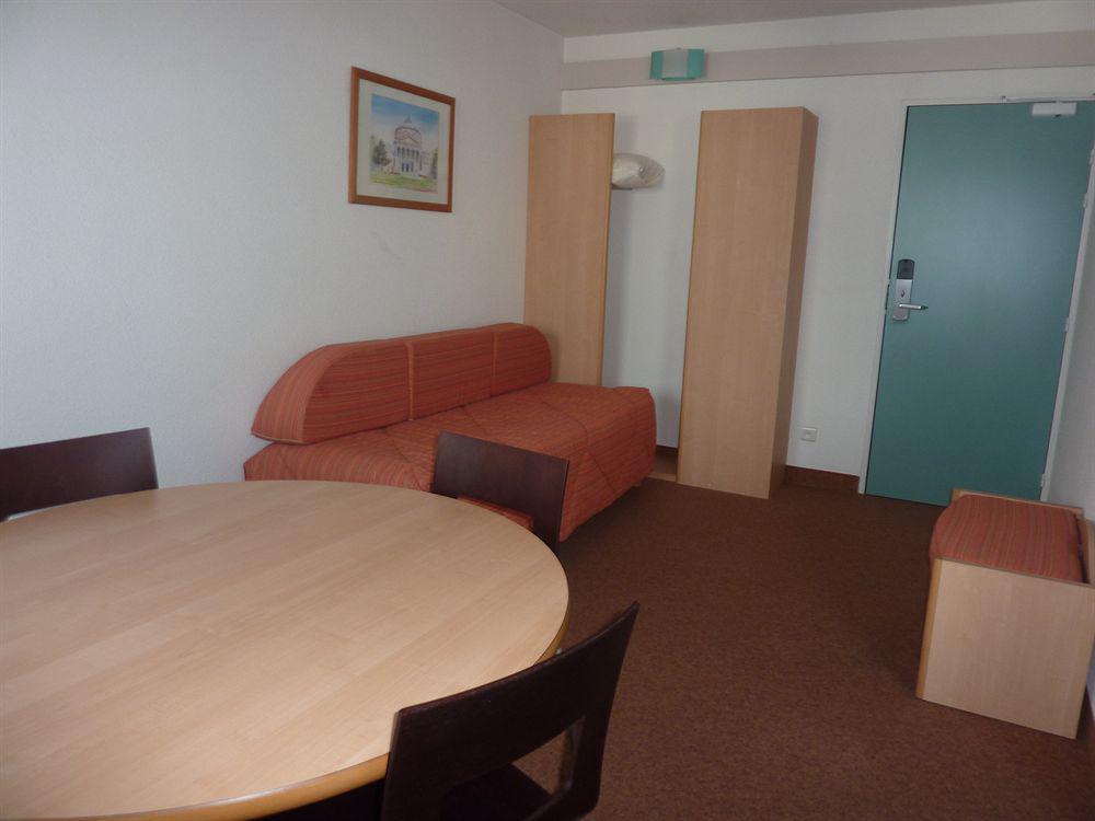 Отель Ibis Styles Rennes Centre Gare Nord Экстерьер фото